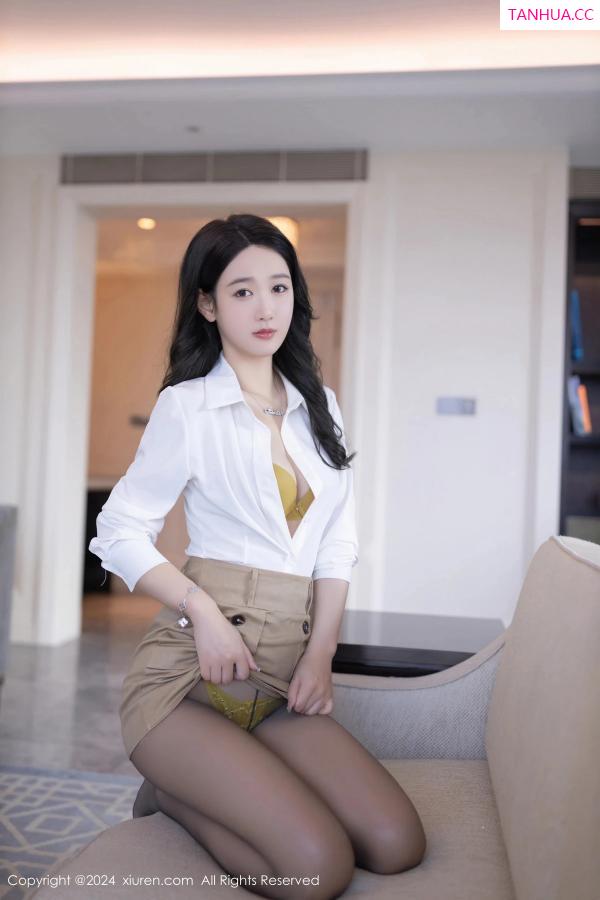 唐安琪  [XiuRen]高清写真图 2024.05.20 No.8571 唐安琪 黑丝美腿第10张图片